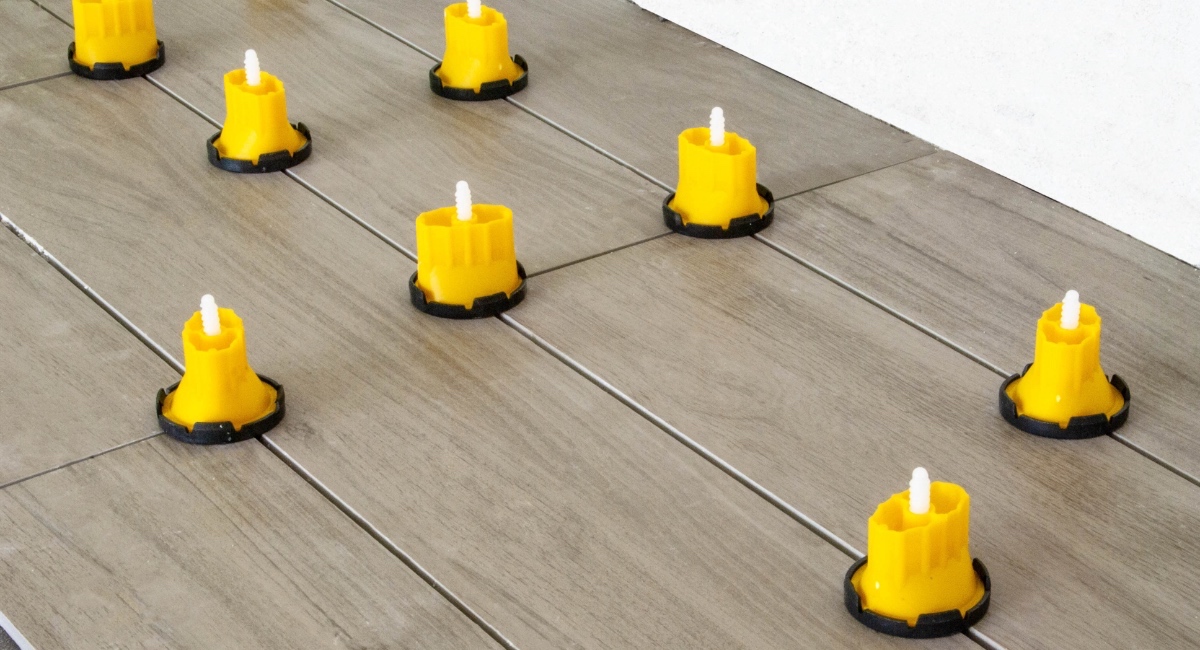 Produktbild von SDLDEER 400 Stück Fugenabstandshalter 3 Mm – U-Form, Für Wand- & Bodenfliesen, Rot