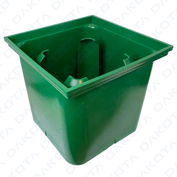 Buraco verde 400 x 400 preparado para tubo de irrigação